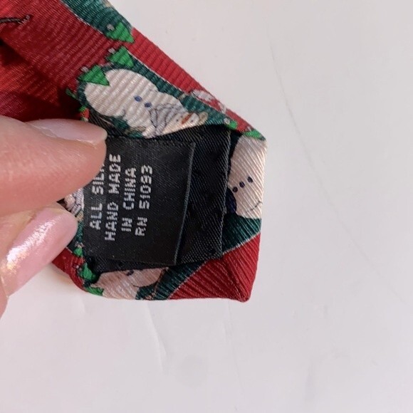 Hallmark MMG Snowman Silk Tie - Picture 5 of 5
